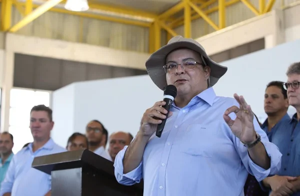 GDF: intenção é pagar 3ª parcela do reajuste a servidor neste semestre