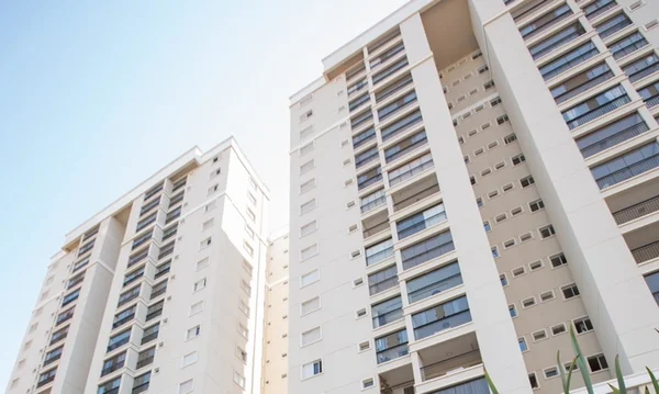 GDF quer usar imóveis para pagar dívida com previdência de servidores