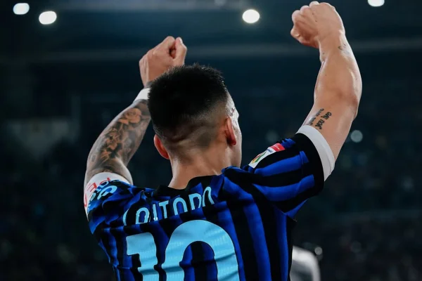 Imagem colorida de Lautaro Martínez