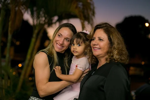 Aline Kanyo, Catarine Marques, Judith Jones Aline Kanyo, Catarine Marques, Judith Jones