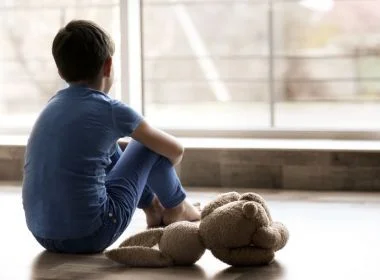TJ-BA condena pai a indenizar filho em R$ 80 mil por abandono afetivo