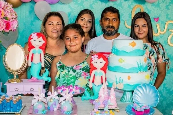 Família morre em acidente após voltar de reencontro com parentes