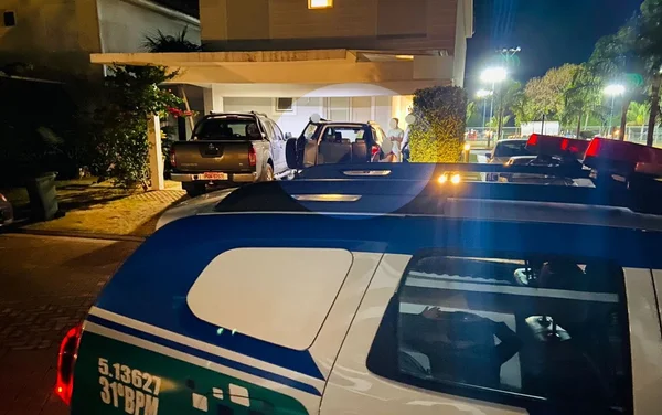 goias homem atropela pessoas em ponto de onibus