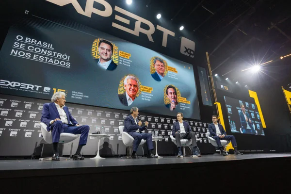 Imagem dos governadores Ronaldo Caiado (Goiás), Tarcísio de Freitas (São Paulo) e Ratinho Junior (Paraná) - Metrópoles