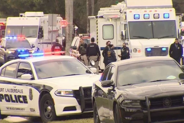 Dois agentes do FBI são mortos a tiros durante operação na Flórida