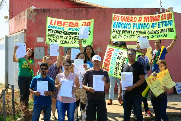 Grupo denuncia fraude em programa habitacional à polícia e à Justiça