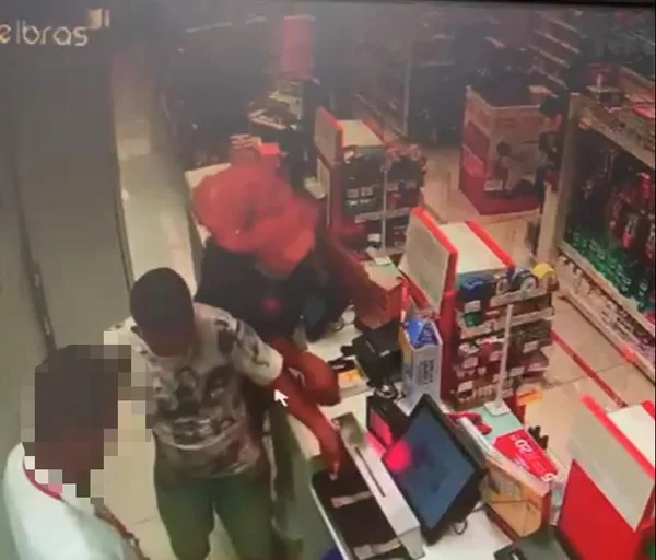 assalto em drogaria da asa sul