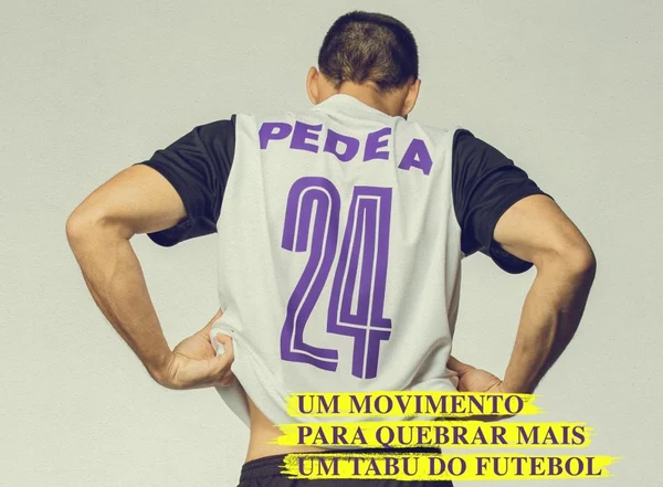 #PedeA24: campanha contra homofobia no futebol ganha as redes