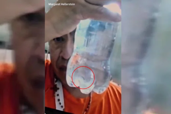Imagem colorida, Detento do ICE mostra "vermes" em água de centro de detenção nos EUA - Metrópoles