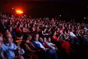 Brasília(DF), 14/09/2018. Público na sala de Cinema Vladimir Carvalho no Cina Brasília. O primeiro dia da mostra reuniu cinéfilos, atores, diretores e produtores de cinema de todo o país. Ao completar 51 anos, o mais longevo festival de cinema do país segue com 10 dias de programação. Local: Cine Brasília, Asa Sul. Foto: Igo Estrela/Metrópoles. @igoestrela Brasília(DF), 14/09/2018. Público na sala de Cinema Vladimir Carvalho no Cina Brasília. O primeiro dia da mostra reuniu cinéfilos, atores, diretores e produtores de cinema de todo o país. Ao completar 51 anos, o mais longevo festival de cinema do país segue com 10 dias de programação. Local: Cine Brasília, Asa Sul. Foto: Igo Estrela/Metrópoles. @igoestrela