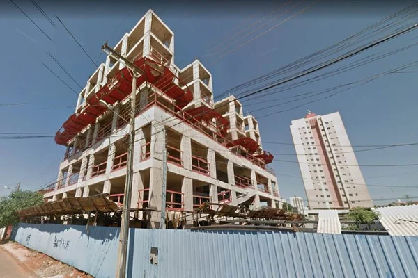 Com quase uma década de atraso, programa habitacional vira pesadelo