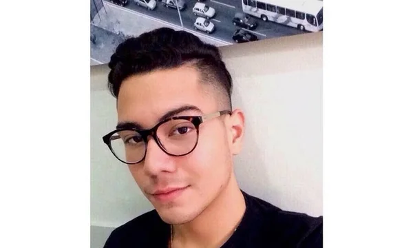 “Pai, estou vivo”, diz filho soterrado após desabamento de prédio