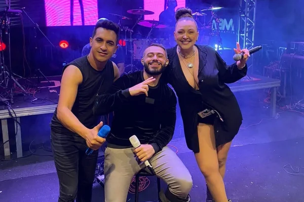 Intregrantes da banda Coração Cigano ficam feridos em acidente na Bahia