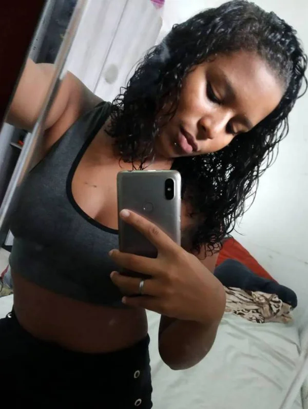 Família acusa mulher de matar filha da namorada por não aceitar separação