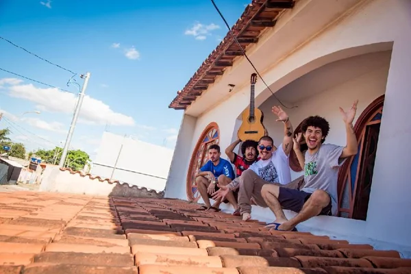 Residências artísticas: músicos fazem de suas casas palco de criação