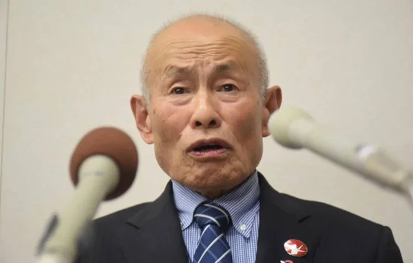 Imagem colorida de Toshiyuki Mimaki, diretor da organização japonesa Nihon Hidankyo