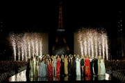 Iris Berben, Aja Naomi King, Viola Davis, Cara Delevingne, Isabella Ferrari, Yasmine Sabri, Aishwarya Rai Bachchan, Simone Ashley, Eva Longoria, Kendall Jenner, Andie MacDowell, Doukissa Nomikou, Kateryna Silchenko, Fouzia Younis, Luisana Lopilato e Philippine Leroy-Beaulieu Iris Berben, Aja Naomi King, Viola Davis, Cara Delevingne, Isabella Ferrari, Yasmine Sabri, Aishwarya Rai Bachchan, Simone Ashley, Eva Longoria, Kendall Jenner, Andie MacDowell, Doukissa Nomikou, Kateryna Silchenko, Fouzia Younis, Luisana Lopilato e Philippine Leroy-Beaulieu