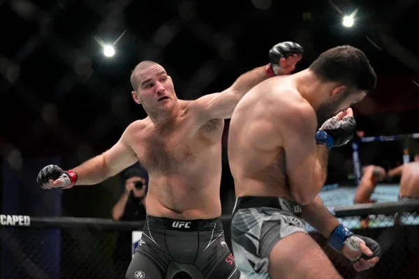 Estreia do UFC leva Band à vice-liderança na noite de sábado