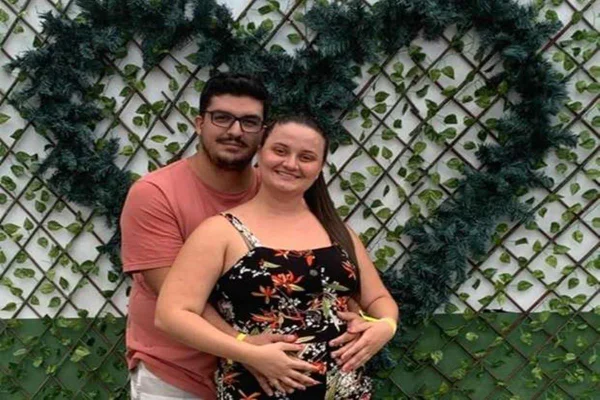 “Perdi o amor da minha vida”, diz marido de grávida vítima da Covid
