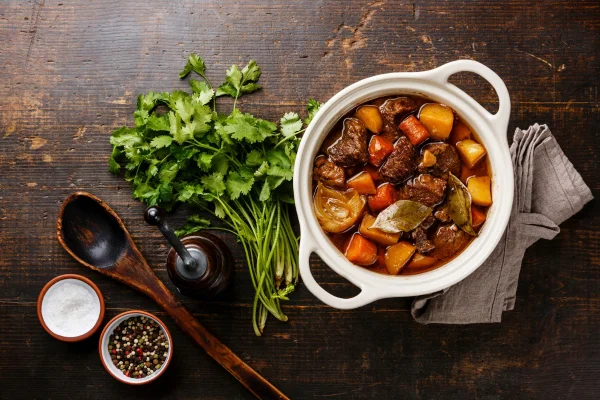 Carne de panela com legumes