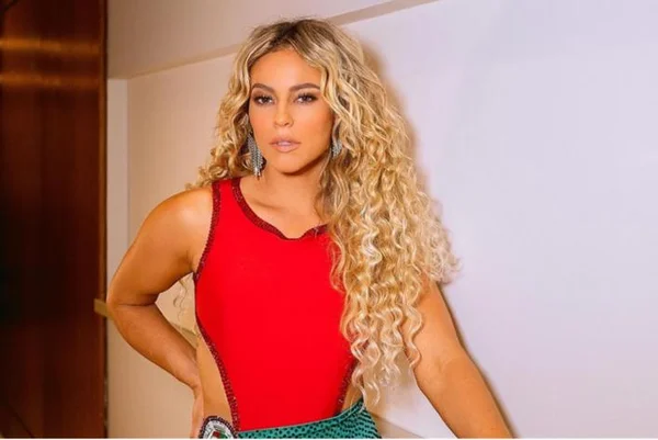Fãs apontam que Paolla Oliveira colocou silicone. Veja antes e depois
