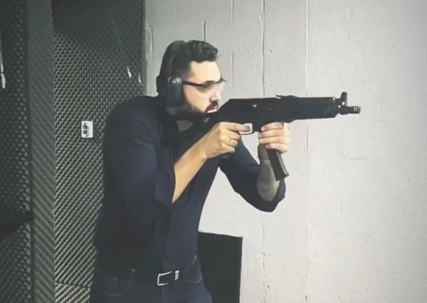 Advogado clube de tiro