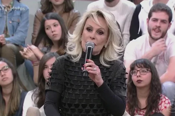 Ana Maria Braga faz comentário polêmico durante o Altas Horas
