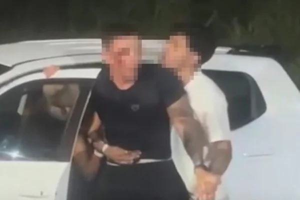 Barraco, tiros e confusão: homem é atingido após briga em boate