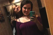 Instinto Materno: Taylor Parker e a melhor amiga, Reagan Simmons-Hancock, que estava grávida