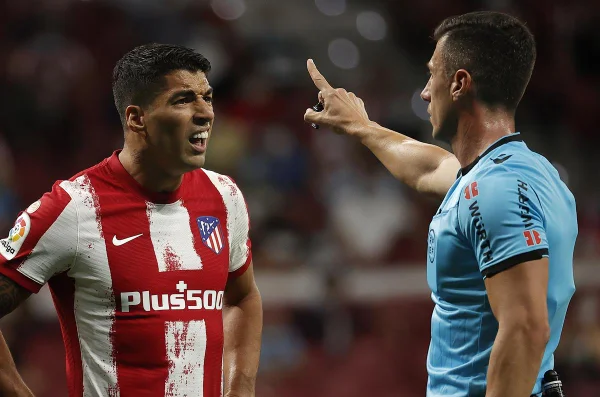 Gol contra nos acréscimos evita derrota do Atlético de Madrid