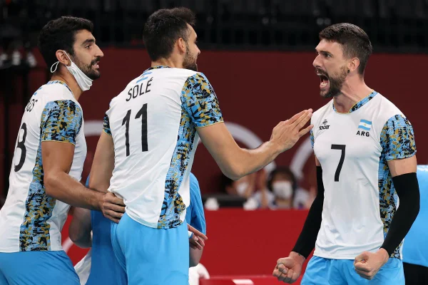 Brasil faz jogo irregular e perde bronze para a Argentina no vôlei masculino