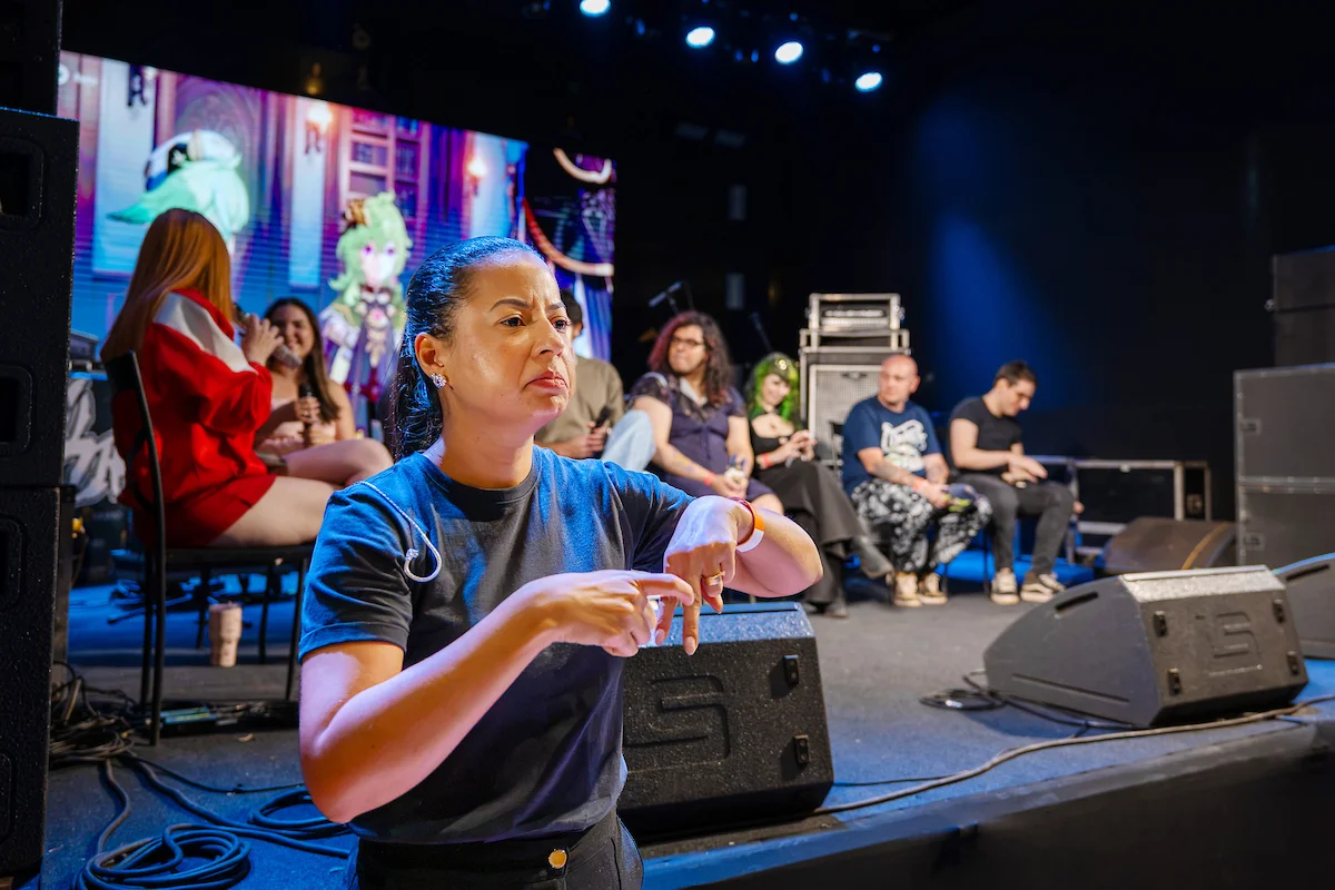 Evento contou com tradução em LIBRAS Evento contou com tradução em LIBRAS