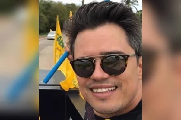 daniel sena de melo, ex-controlagor-geral de Valparaíso, preso por divulgar nudes de mulheres