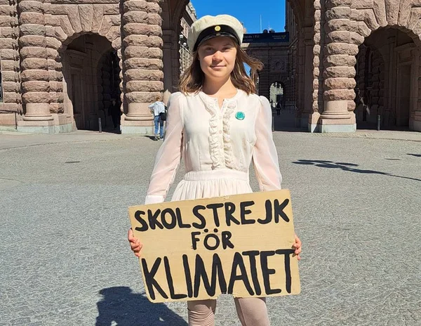 Imagem colorida de Greta Thunberg - Metrópoles