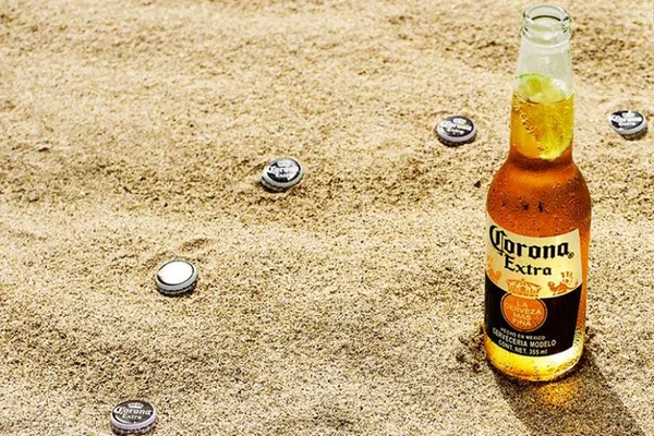 Fundador de cervejaria deixa os 80 moradores de vilarejo milionários