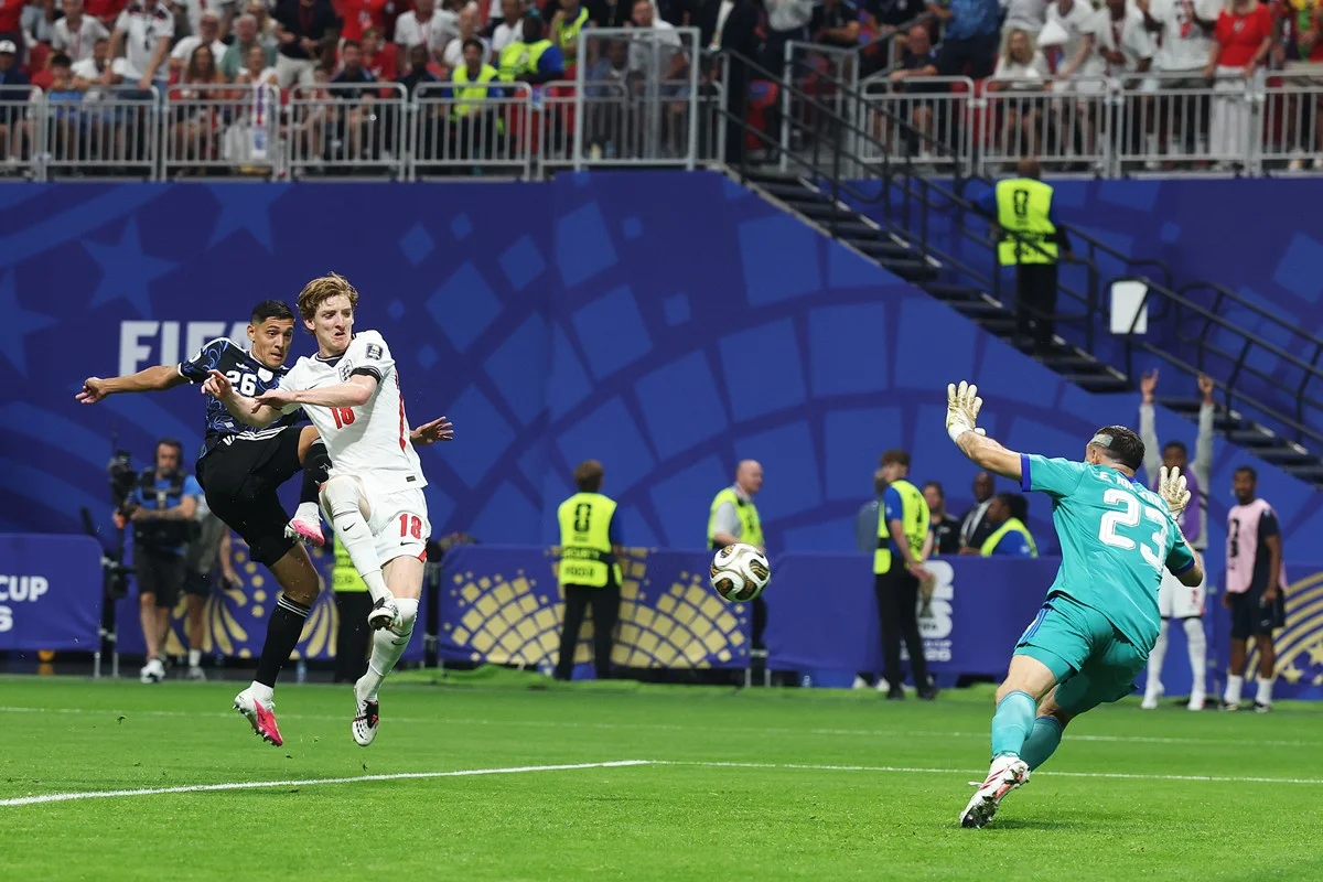 Gordon scores as England takes lead against Argentina
