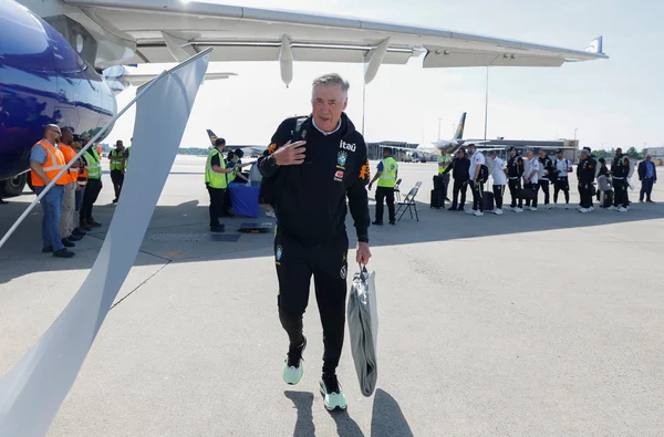 Mau tempo atrasa voo da Seleção Brasileira às vésperas de último jogo