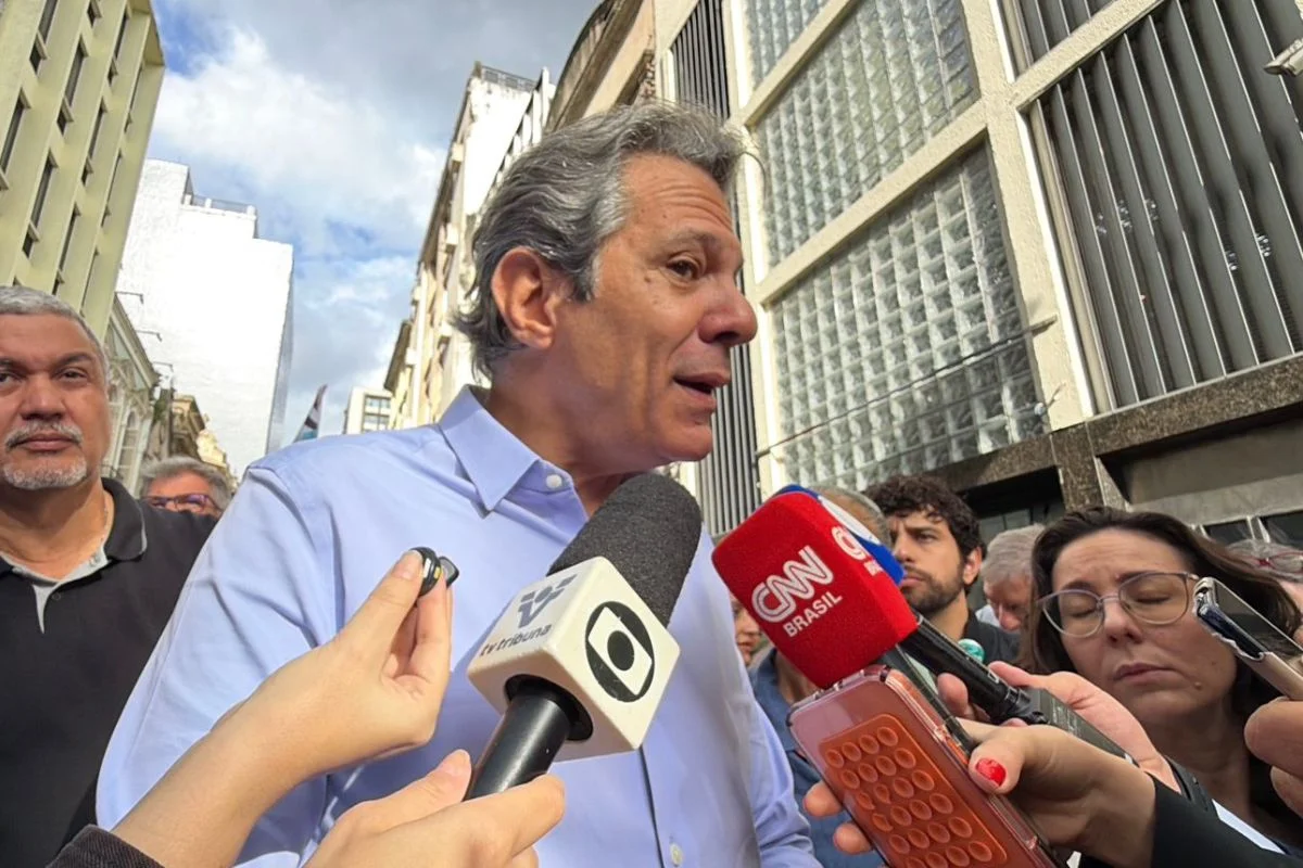 Haddad questiona sigilo do Dark Horse no caso Master: “Tem que expor tudo” - imagem 4 Haddad questiona sigilo do Dark Horse no caso Master: “Tem que expor tudo” - imagem 4