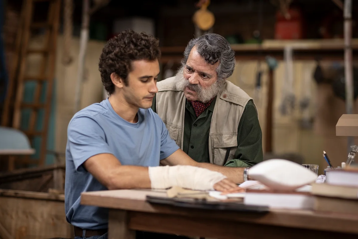 Filipe Bragança e Felipe Camargo no filme 100 dias Filipe Bragança e Felipe Camargo no filme 100 dias