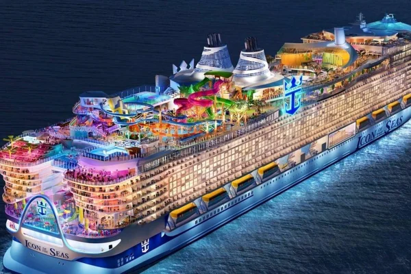 Imagem colorida do navio de cruzeiro Icon of The Seas - Metrópoles