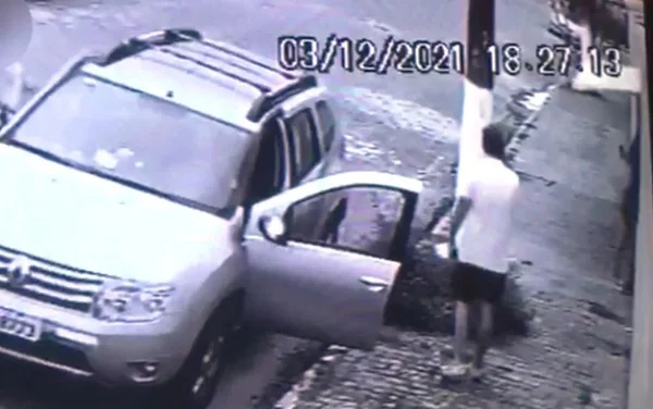 Vídeo mostra momento em que militar atira no marido