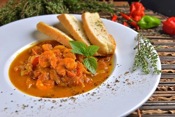 No Nola, fuja do básico e se delicie com a comida de Louisiana