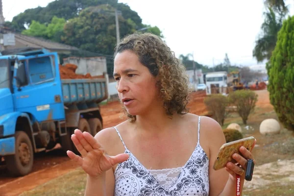 A empresariado, Ibaneis promete lançar 120 licitações até março no DF