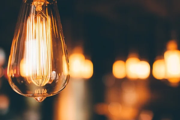 Governo admite redução no programa Luz Para Todos