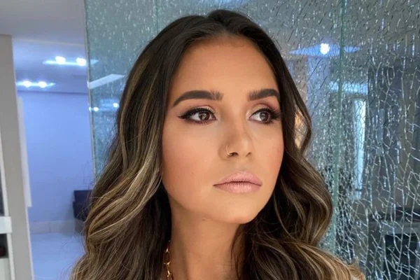 Ex-BBB Gizelly Bicalho denuncia agressão após celebrar eleição de Lula