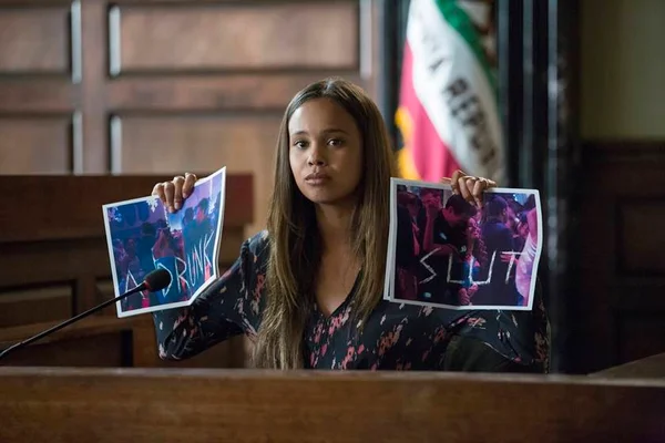 Alisha Boe, de 13 Reasons Why: “Vida continua após a morte de Hannah”