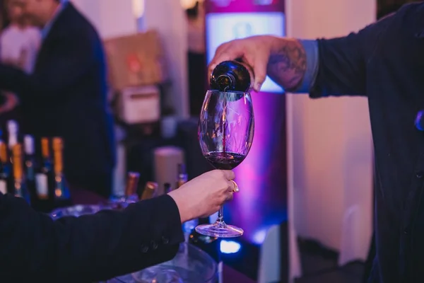 Festival gratuito de vinhos reúne mais de 200 rótulos no Guará