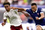 Espanha e França se enfrentaram pela Copa do Mundo Espanha e França se enfrentaram pela Copa do Mundo