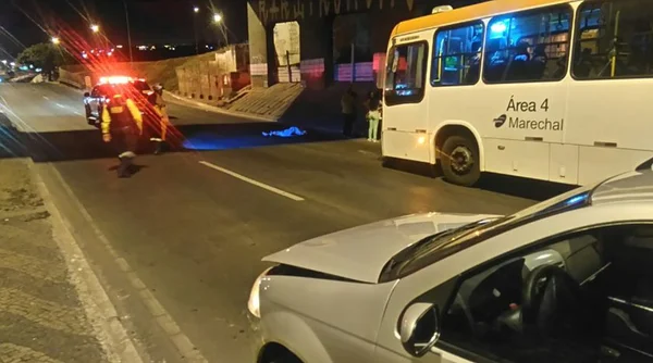 Homem morre atropelado por ônibus em viaduto de Taguatinga