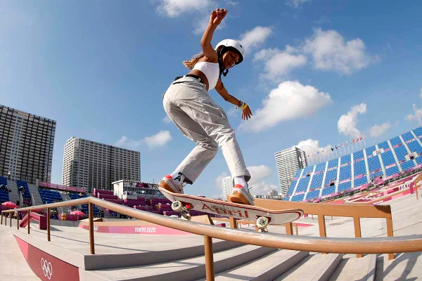 skate na mão que Rayssa Leal, a Fadinha
